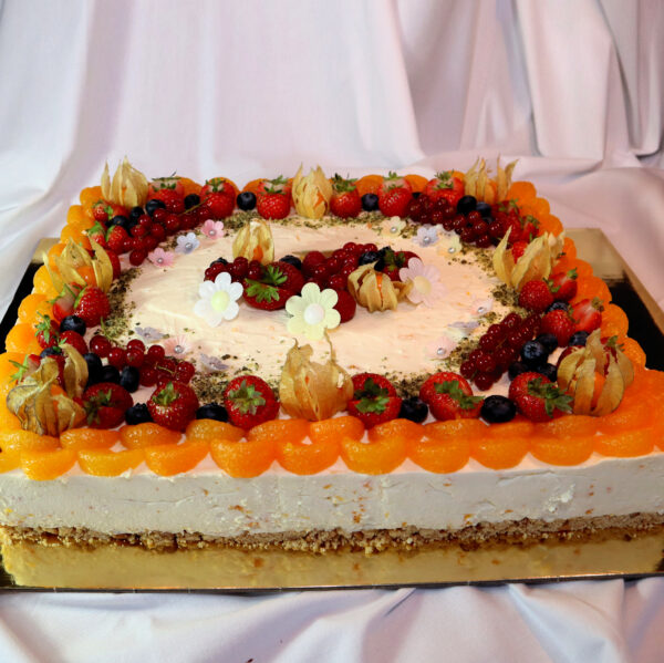 Große eckige individuelle Torte