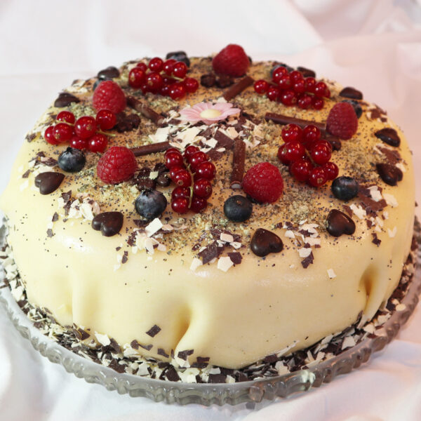 Marzipan Mohn Preiselbeer Torte